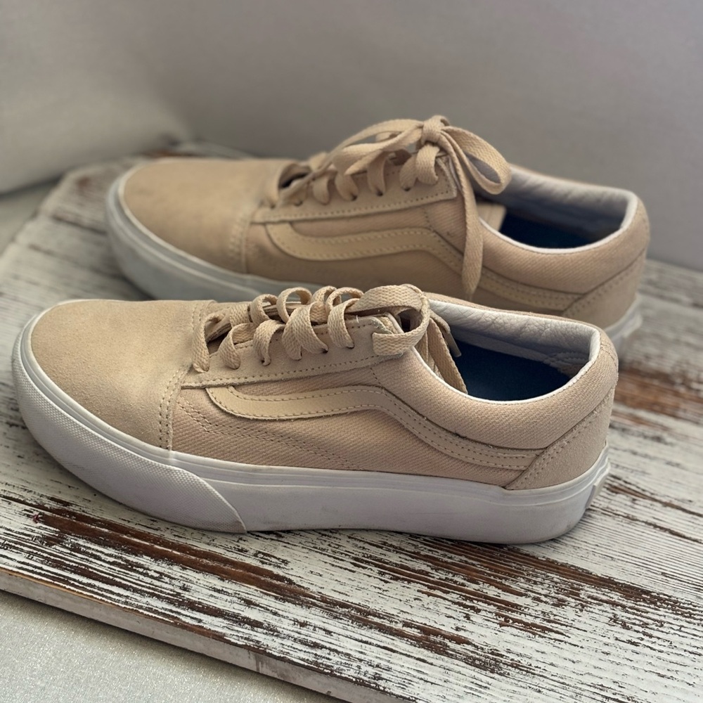 Vans Tan Women's Sneakers